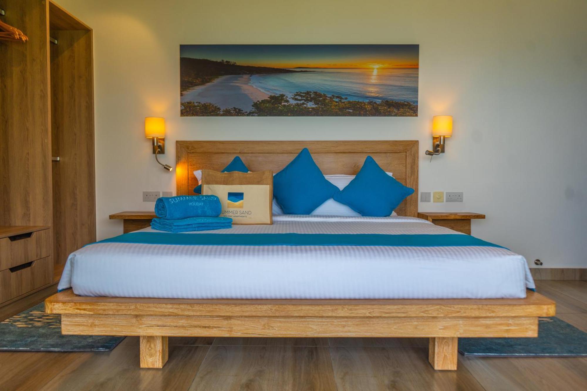 Summer Sand Holiday Apartments Beau Vallon  Exterior photo